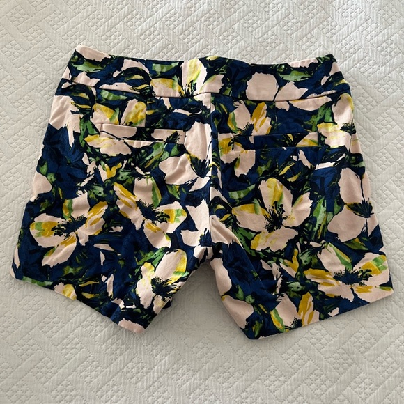 J. Crew Stretch Shorts - Picture 2 of 4